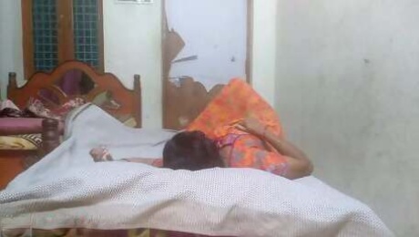 Hot homemade Telugu sex with a married Indian neighbour, she fucks and moans loudly