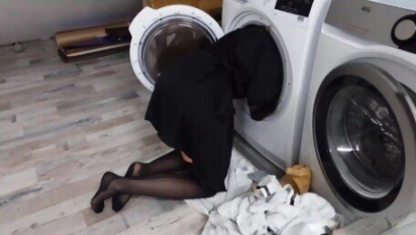 Stepmom Gets Fucked While is Stuck Inside of Washing Machine! HOT SEX!